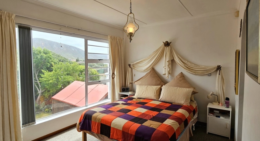 5 Bedroom Property for Sale in Franskraal Western Cape